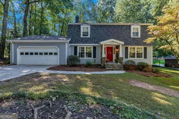 5090 Larry Lane, Marietta, GA 30068