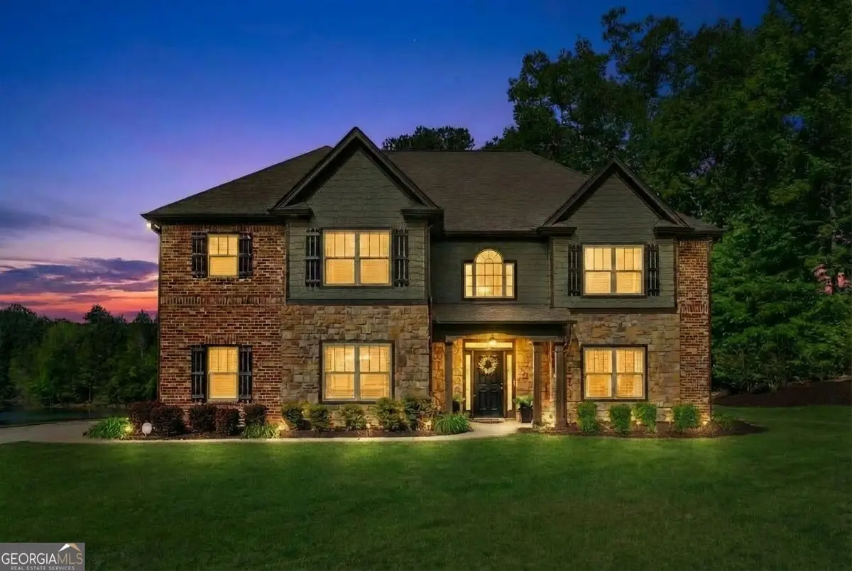 3 Westwood Lake Drive, Newnan, GA 30263 - #1