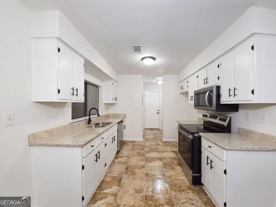 3118 Caliente Lane, Rex, GA 30273 - #2