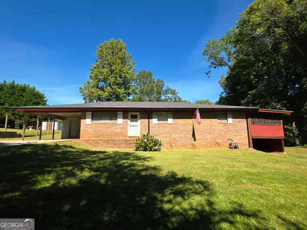 223 Lakeview Drive, Cornelia, GA 30531