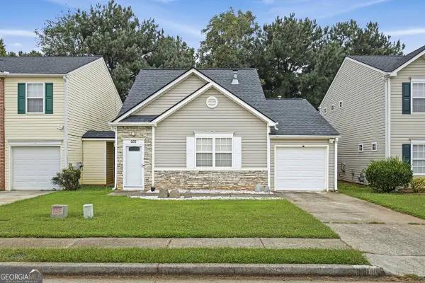 935 Lakeside Circle, Covington, GA 30016