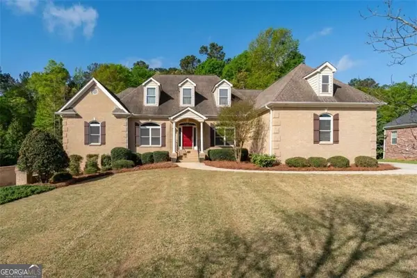 196 St Andrews Court, Social Circle, GA 30025