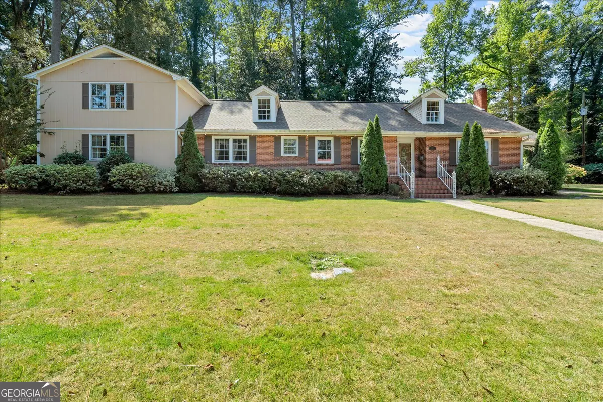 519 Bullock Street, Roanoke, AL 36274 - #1