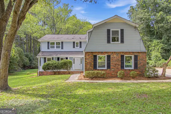 2215 Angela Drive Sw, Lilburn, GA 30047
