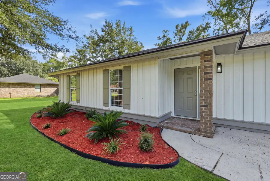 131 Bea Road, Richmond Hill, GA 31324 - #3