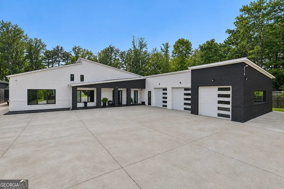 3240 Smithtown Road, Suwanee, GA 30024 - #1