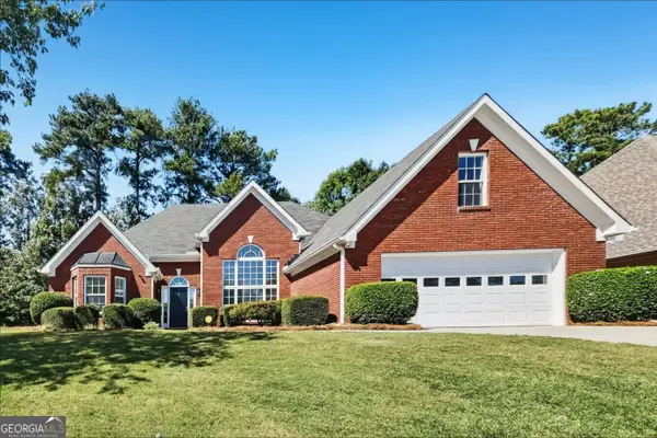 429 Blue Creek Lane, Loganville, GA 30052
