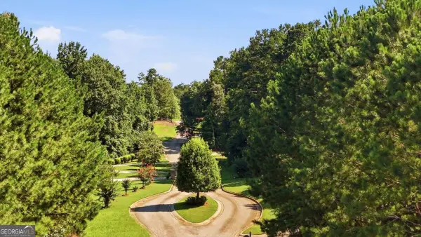 2126 Lacroix Way Sw, Conyers, GA 30094