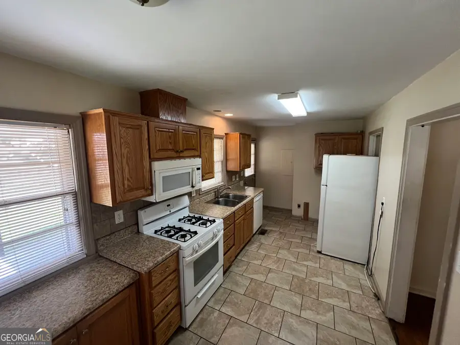 115 Charles Avenue Se, Marietta, GA 30067 - #3