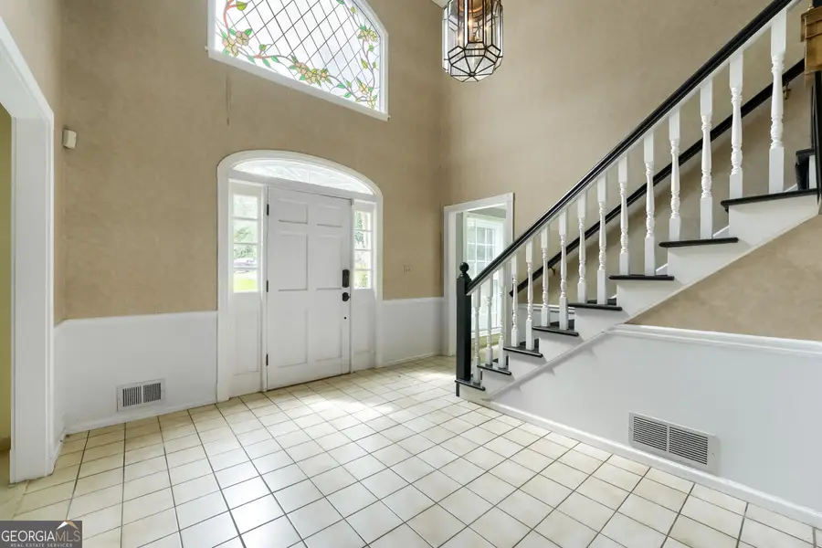2562 River Knoll Drive Sw, Lilburn, GA 30047 - #3