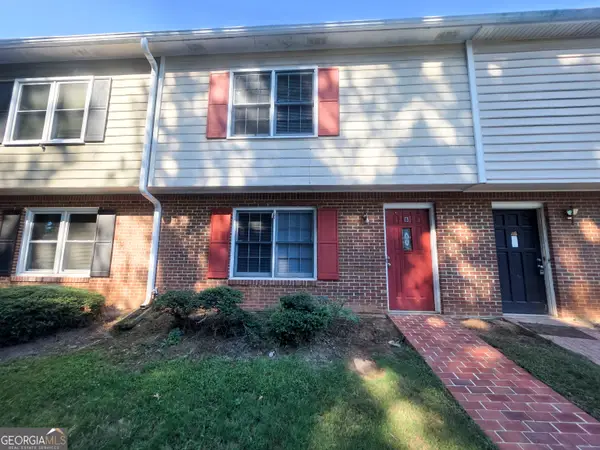 2140 Kings Gate Cir # B, Snellville, GA 30078