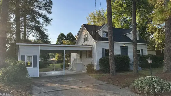 98 Mccormick Avenue, Hawkinsville, GA 31036