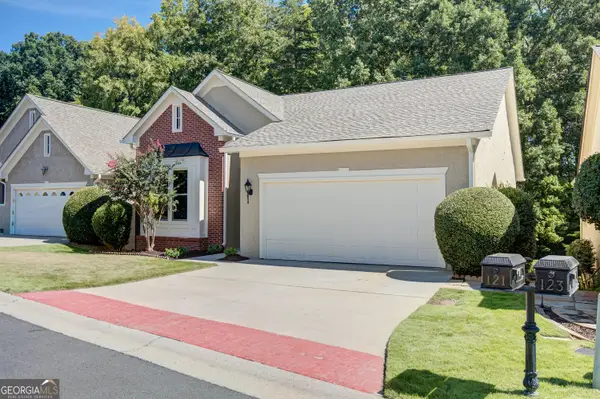 121 Augusta Drive #11, Peachtree City, GA 30269