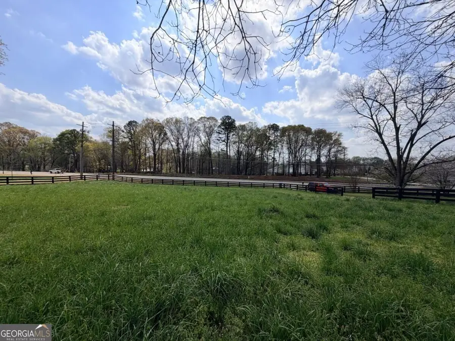 662 Old Gainesville Highway, Pendergrass, GA 30567 - #2