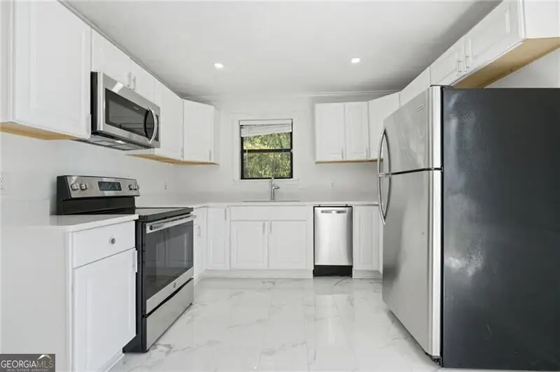 129 Sandalwood Circle, Lawrenceville, GA 30046 - #3