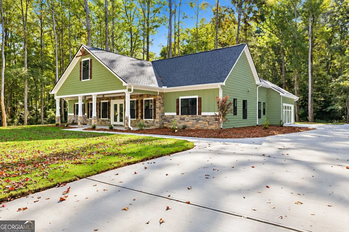 324 Fern Valley Drive, Toccoa, GA 30577 - #1