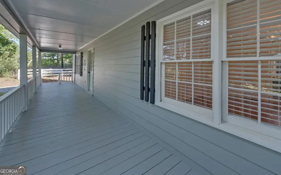 338 Kings Bridge Way, Clarkesville, GA 30523 - #2