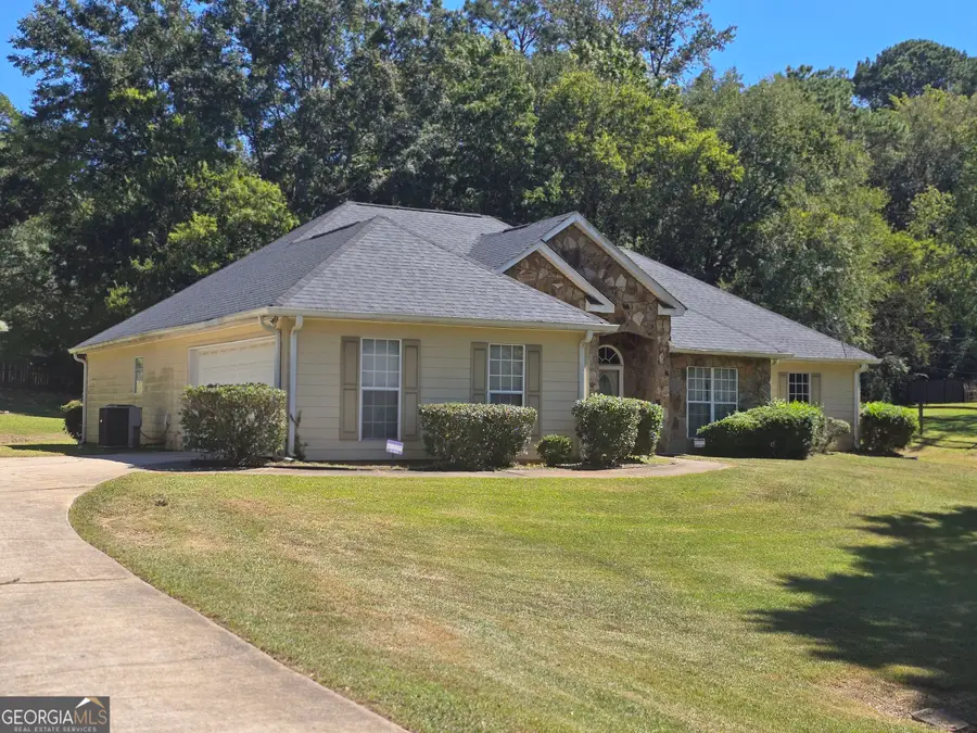2604 18th Place, Valley, AL 36854 - #3
