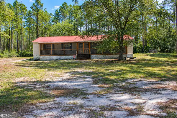 820 Ira Crews Rd, Folkston, GA 31537