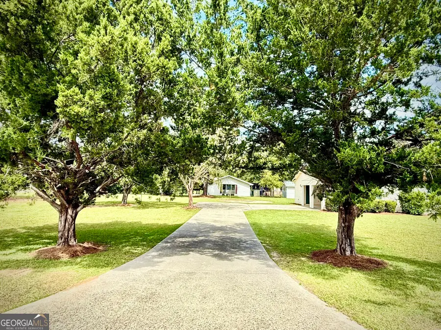 94 Elton Street, Hazlehurst, GA 31539 - #2