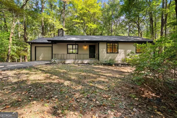 4006 Lake Acworth Drive Nw, Acworth, GA 30101