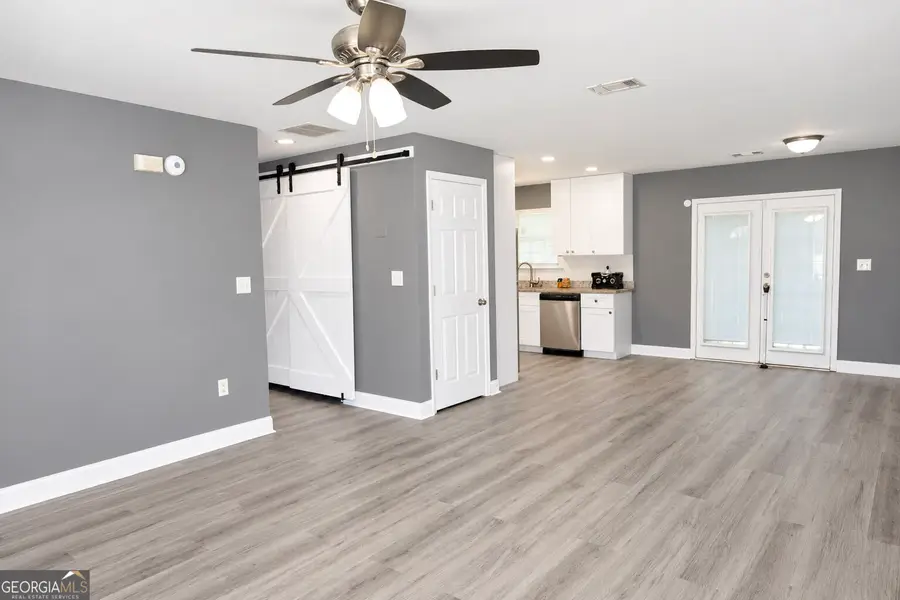 110 Bradley Circle, Barnesville, GA 30204 - #3
