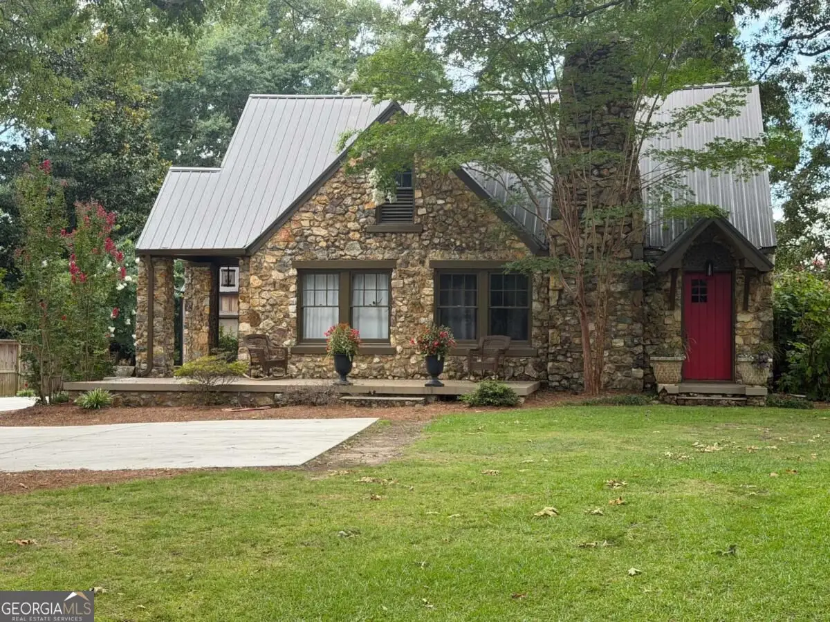 607 N College Street, Cedartown, GA 30125 - #1