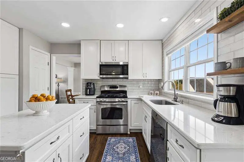 3427 Chastain Glen Lane Ne, Marietta, GA 30066 - #2