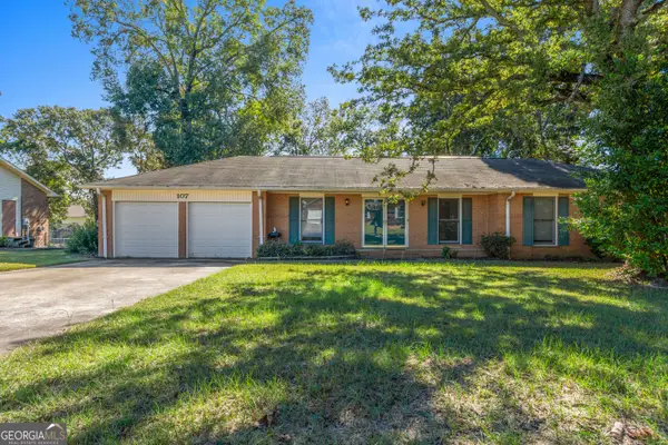 107 Springwood Drive, Warner Robins, GA 31088