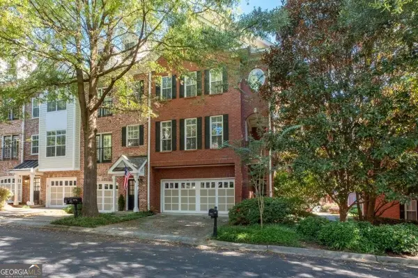 1116 Glenridge Place #605, Sandy Springs, GA 30342