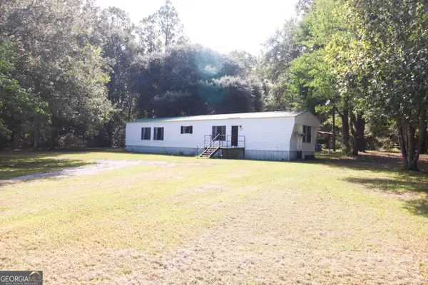 521 Pine Needle Drive, Ellabell, GA 31308