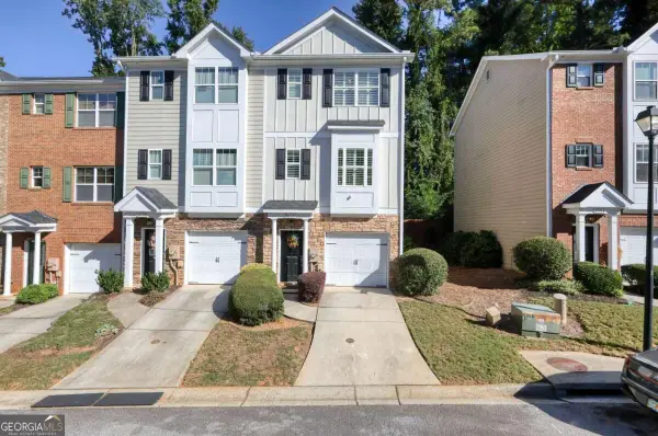 3052 Lauren Parc Road, Decatur, GA 30032