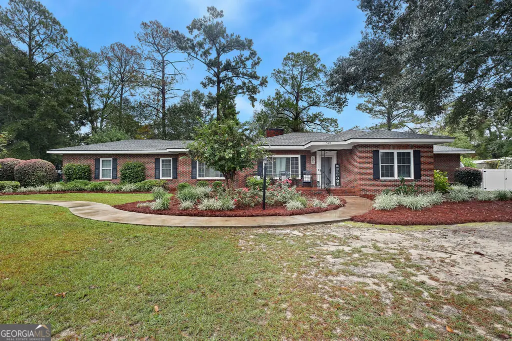 525 S Lewis Street, Metter, GA 30439 - #1