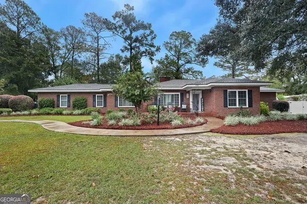 525 S Lewis Street, Metter, GA 30439