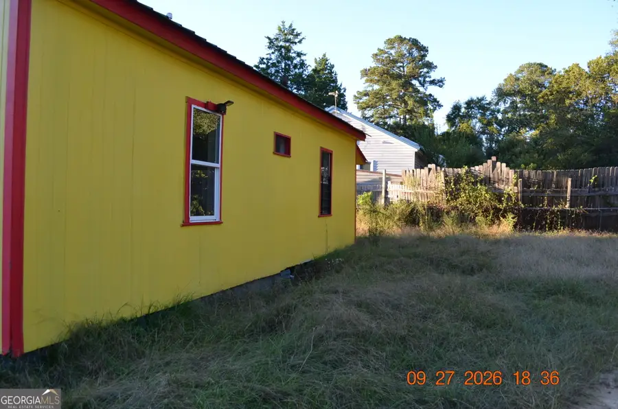 142 S Main Street, Milledgeville, GA 31061 - #3