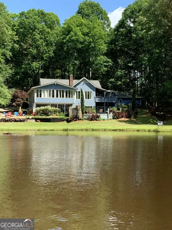 100 Brookshire Drive, Fayetteville, GA 30215