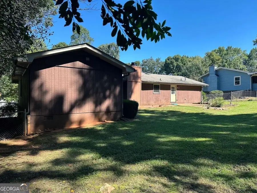 5377 Rockmoor Drive, Stone Mountain, GA 30088 - #2