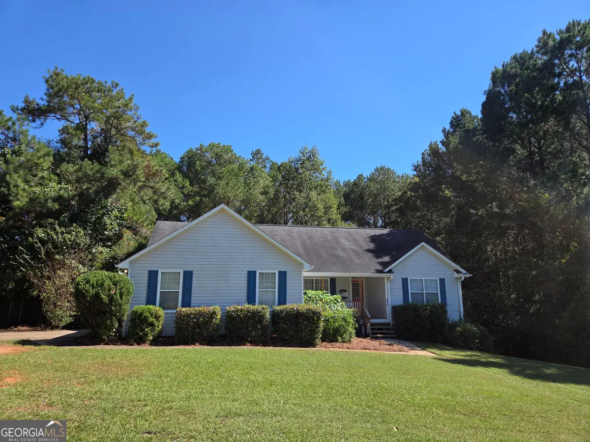 801 Pointe Trail, Locust Grove, GA 30248 - #1