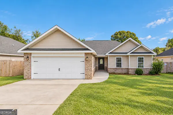 216 Laurel Woods Drive, Warner Robins, GA 31088