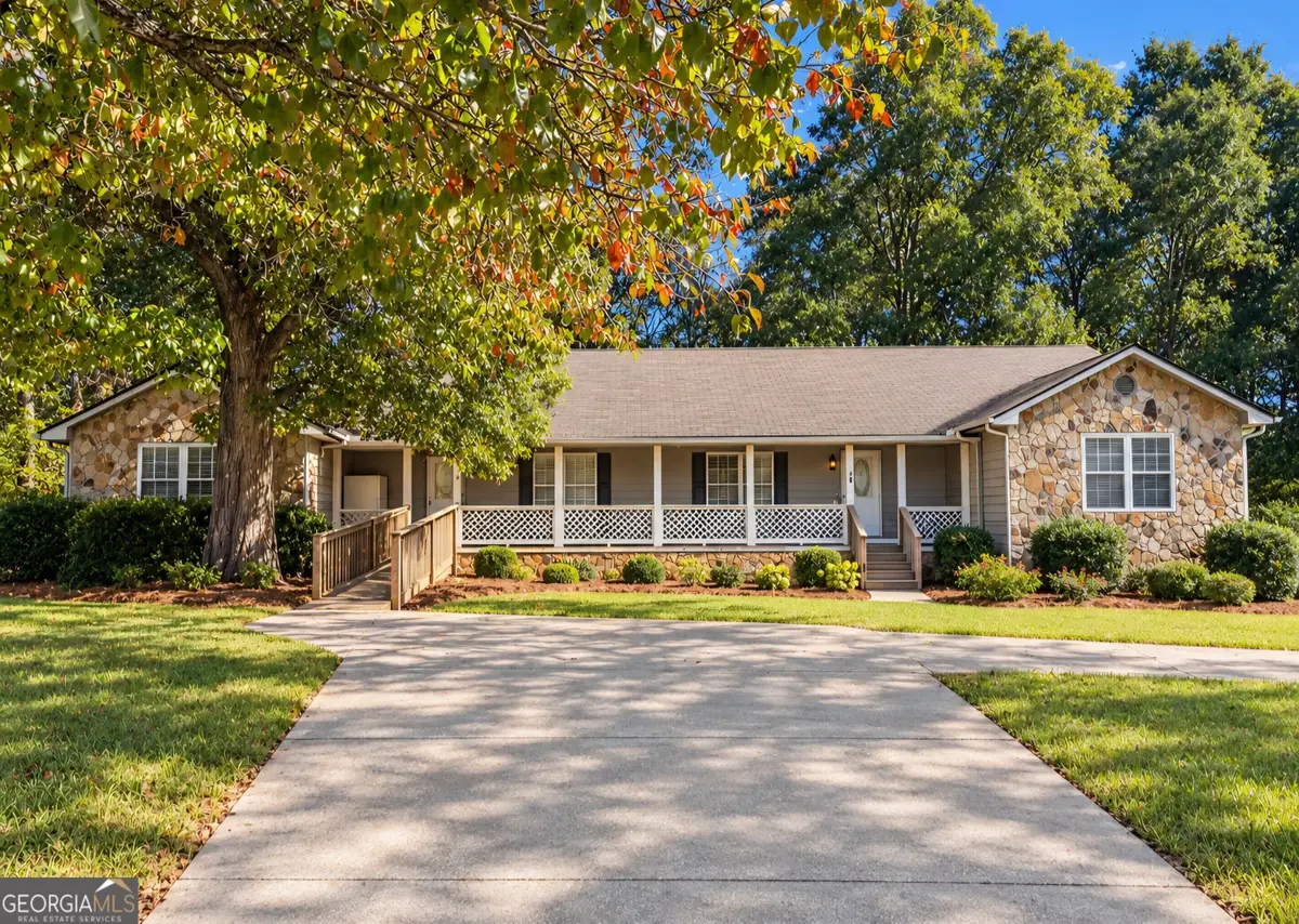 109-111 Lackawanna Trail, Ellenwood, GA 30294 - #1