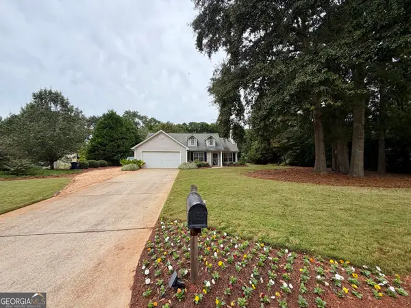 2042 Big Cypress Lane, Locust Grove, GA 30248
