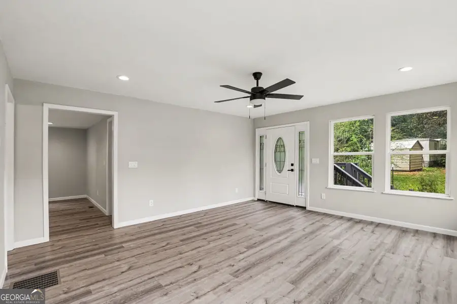 219 Lake Circle, Newnan, GA 30263 - #3