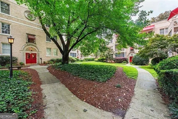 2222 Peachtree Road Nw #A3, Atlanta, GA 30309