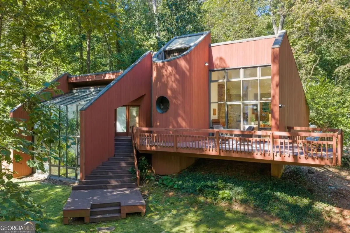 253 Lakeshore Drive, Berkeley Lake, GA 30096 - #1