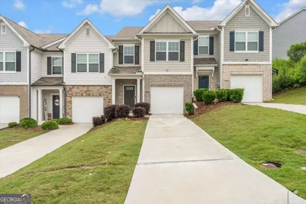 5668 Union Pointe Drive, Union City, GA 30291