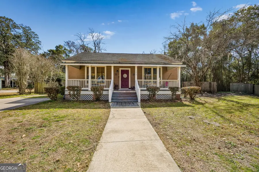 205 W 3rd Street, Woodbine, GA 31569 - #2