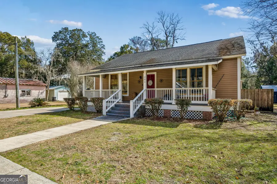 205 W 3rd Street, Woodbine, GA 31569 - #3