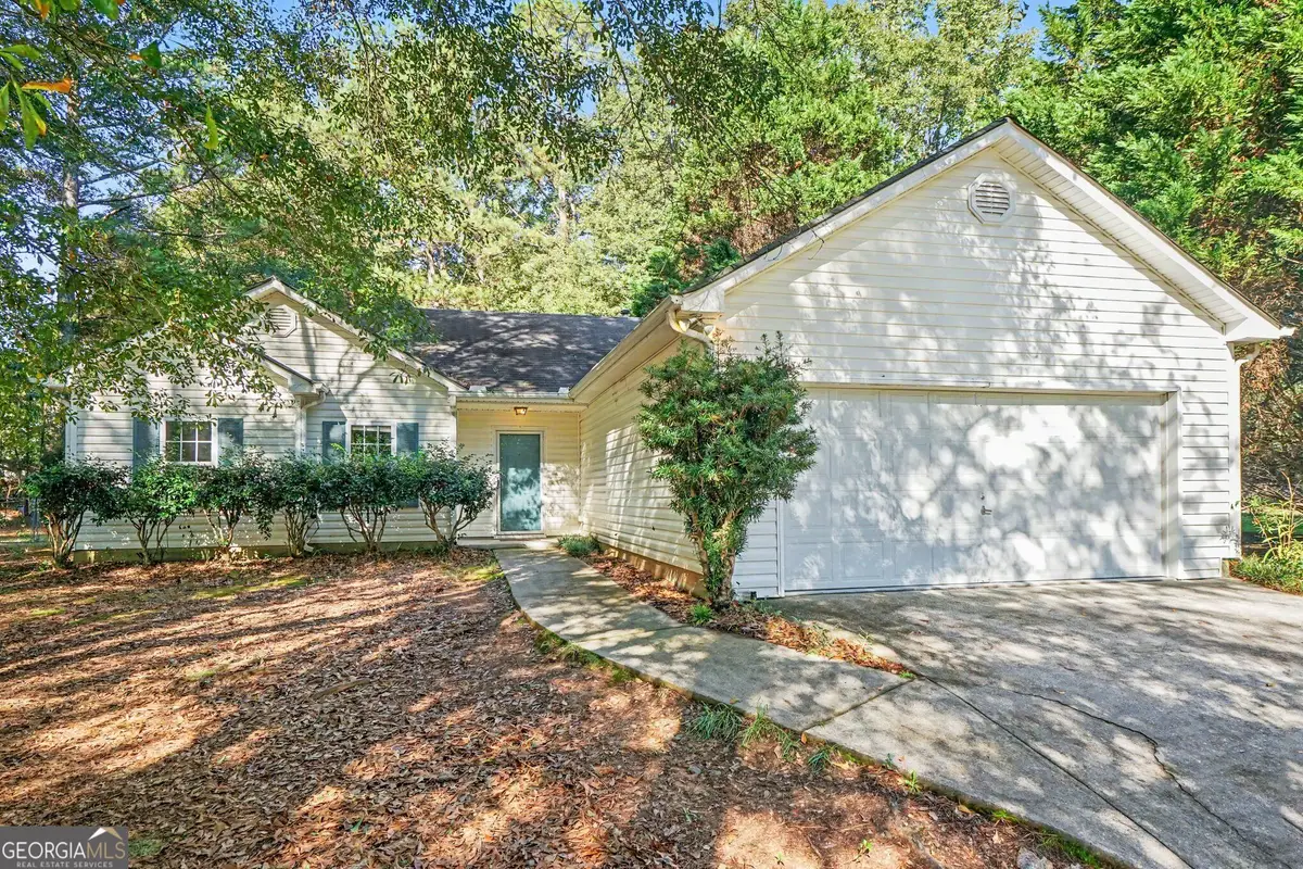 882 Whispering Way, Winder, GA 30680 - #1