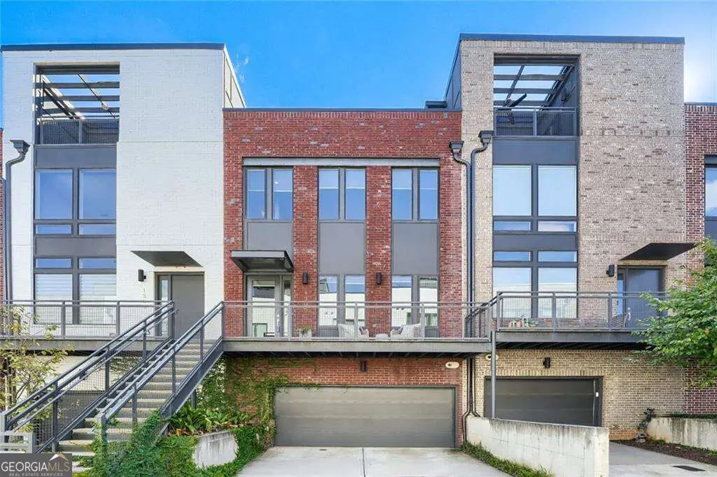 1305 Chelsea Circle Nw, Atlanta, GA 30318 - #1
