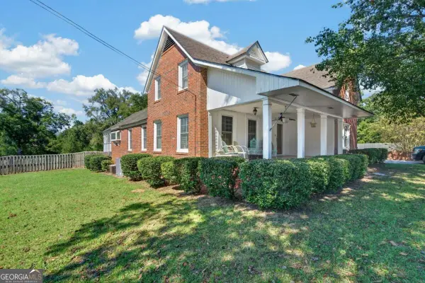 149 E Main Street, Irwinton, GA 31042